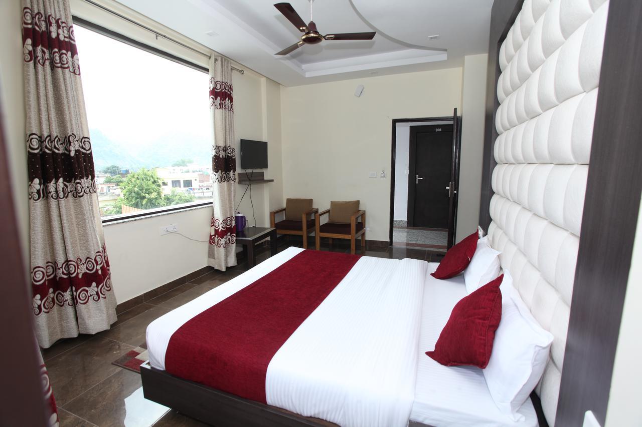 Hotel Trihari Rishikesh Exterior photo