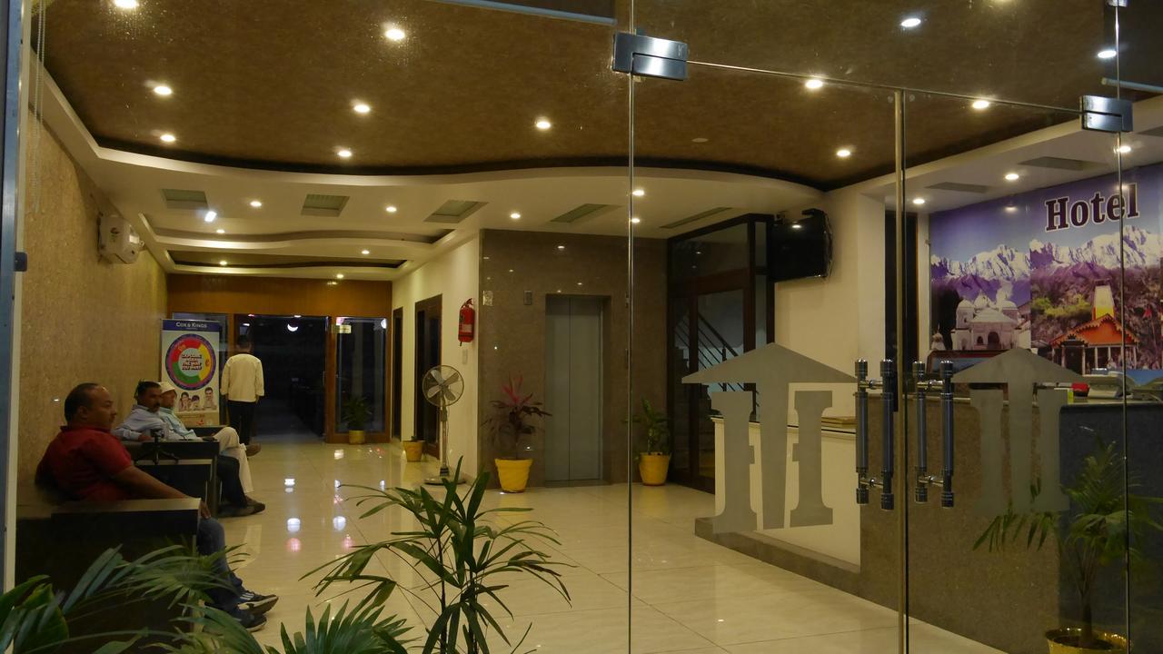 Hotel Trihari Rishikesh Exterior photo